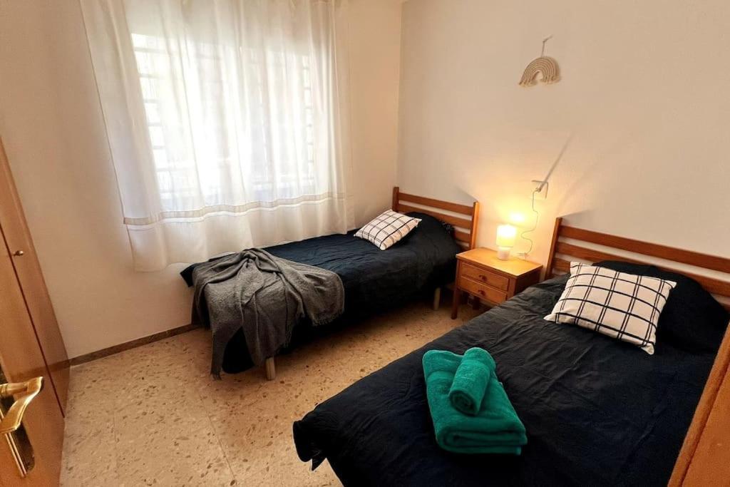 Azul 2 Bedroom Apartment In Salou Tarragona Экстерьер фото